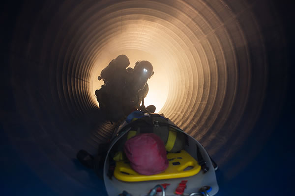 Kapali Alanlarda Güvenli Çalişma Eğitimi